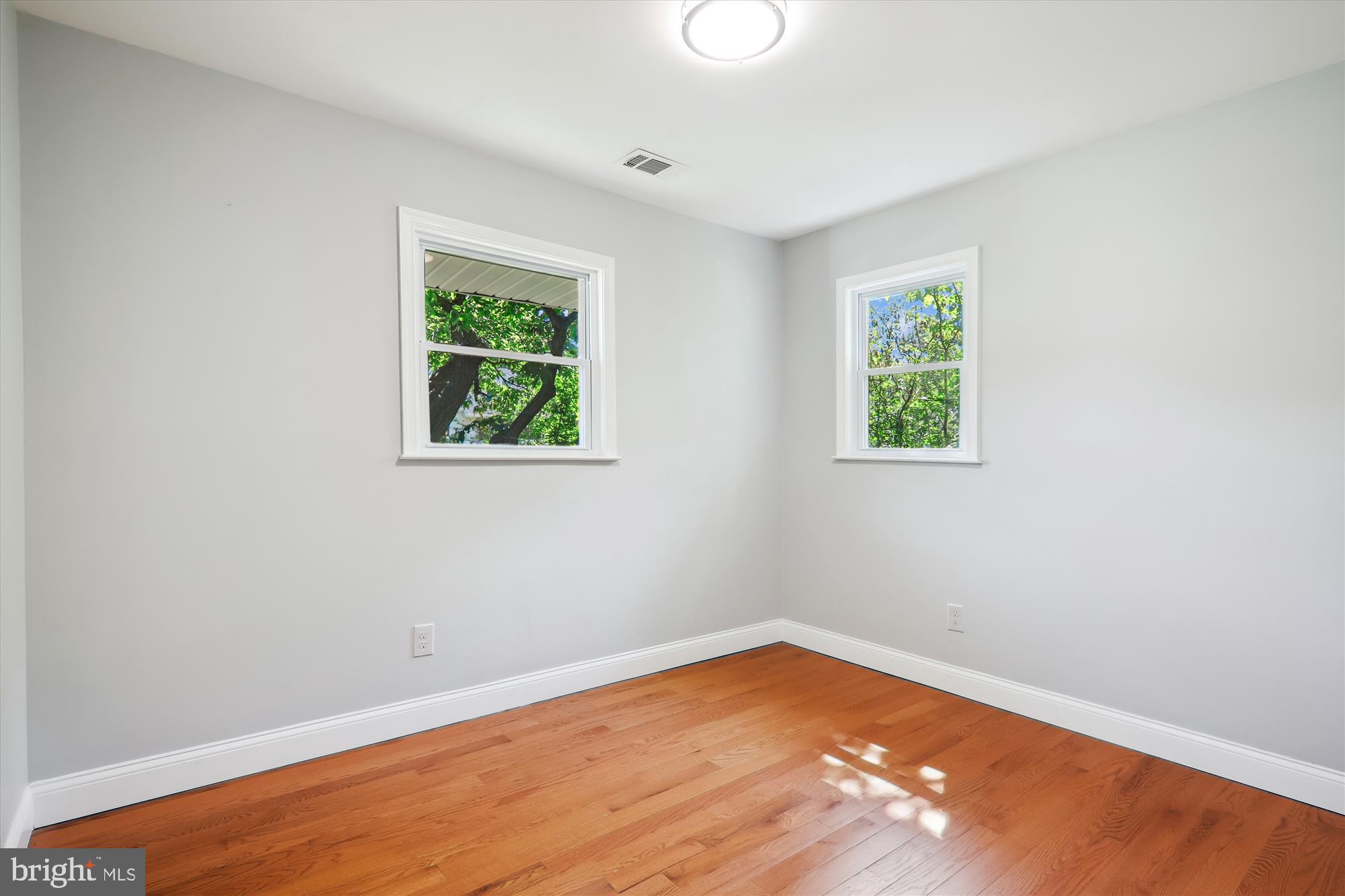 7103 Decatur Street Hyattsville, MD 20784 - Photo 9 of 20
