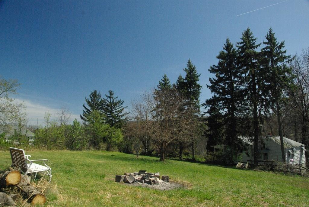 206 Foxwood Road Coraopolis, PA 15108 - Photo 16 of 24 Gallery Image 16