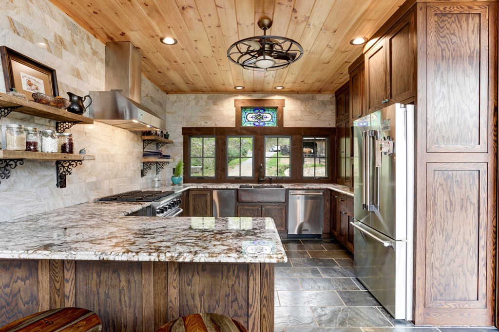 466 Scrougetown Road Ellijay, GA 30536 - Photo 12 of 72 Gallery Image 12