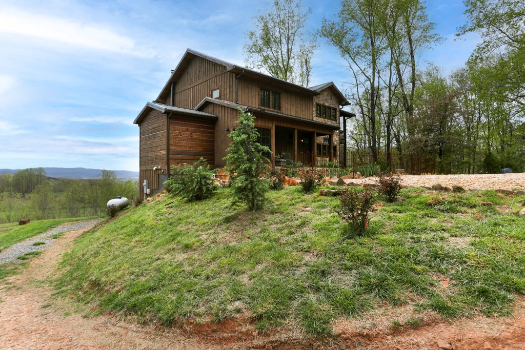 466 Scrougetown Road Ellijay, GA 30536 - Photo 39 of 72 Gallery Image 39
