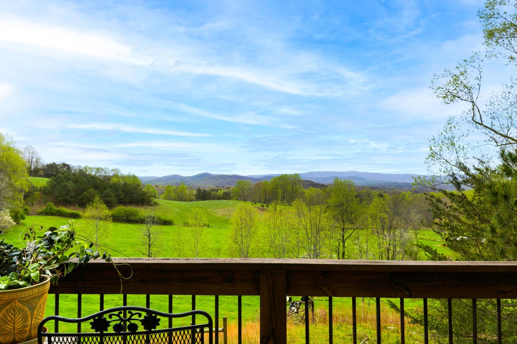 466 Scrougetown Road Ellijay, GA 30536 - Photo 6 of 72 Gallery Image 6