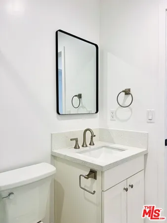 $2,195 | 815 West Glenoaks Boulevard, Unit D, Glendale, CA 91202