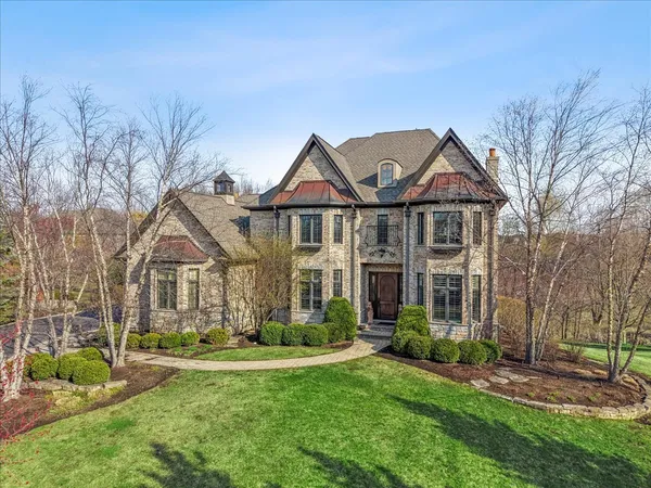 $1,500,000 | 21660 Savanna Lane, Kildeer, IL 60047