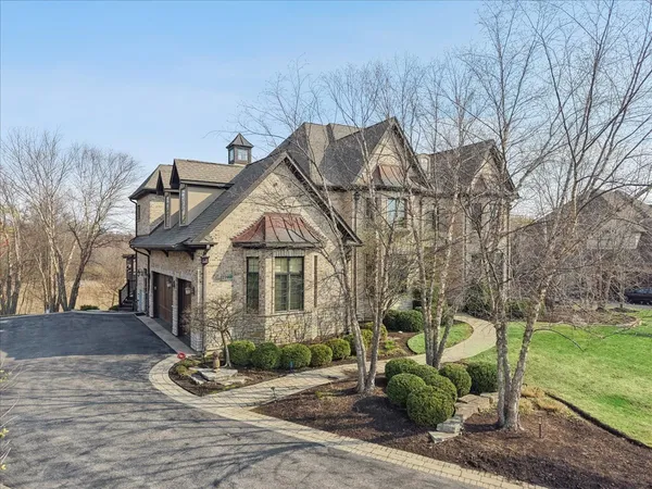 $1,500,000 | 21660 Savanna Lane, Kildeer, IL 60047