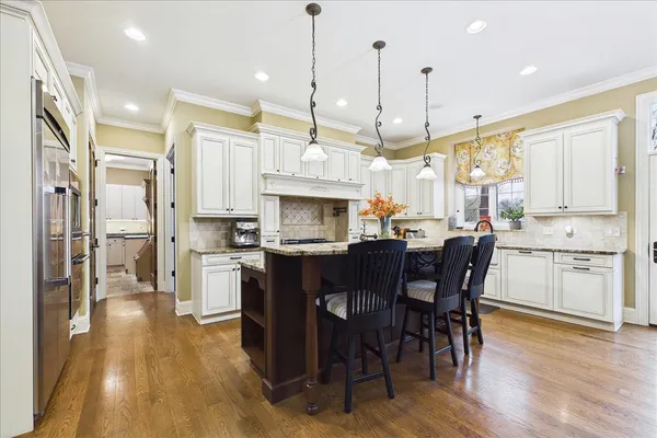 $1,500,000 | 21660 Savanna Lane, Kildeer, IL 60047
