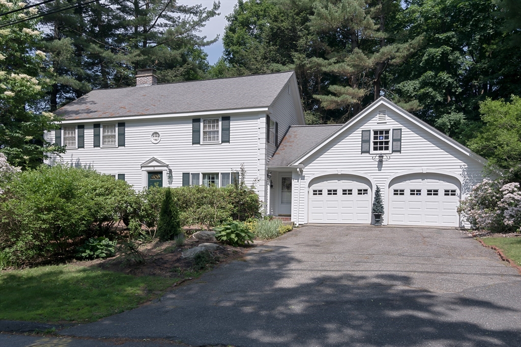 5 Old English Road Worcester, MA 01609 - Photo 1 of 32 Gallery Image 1