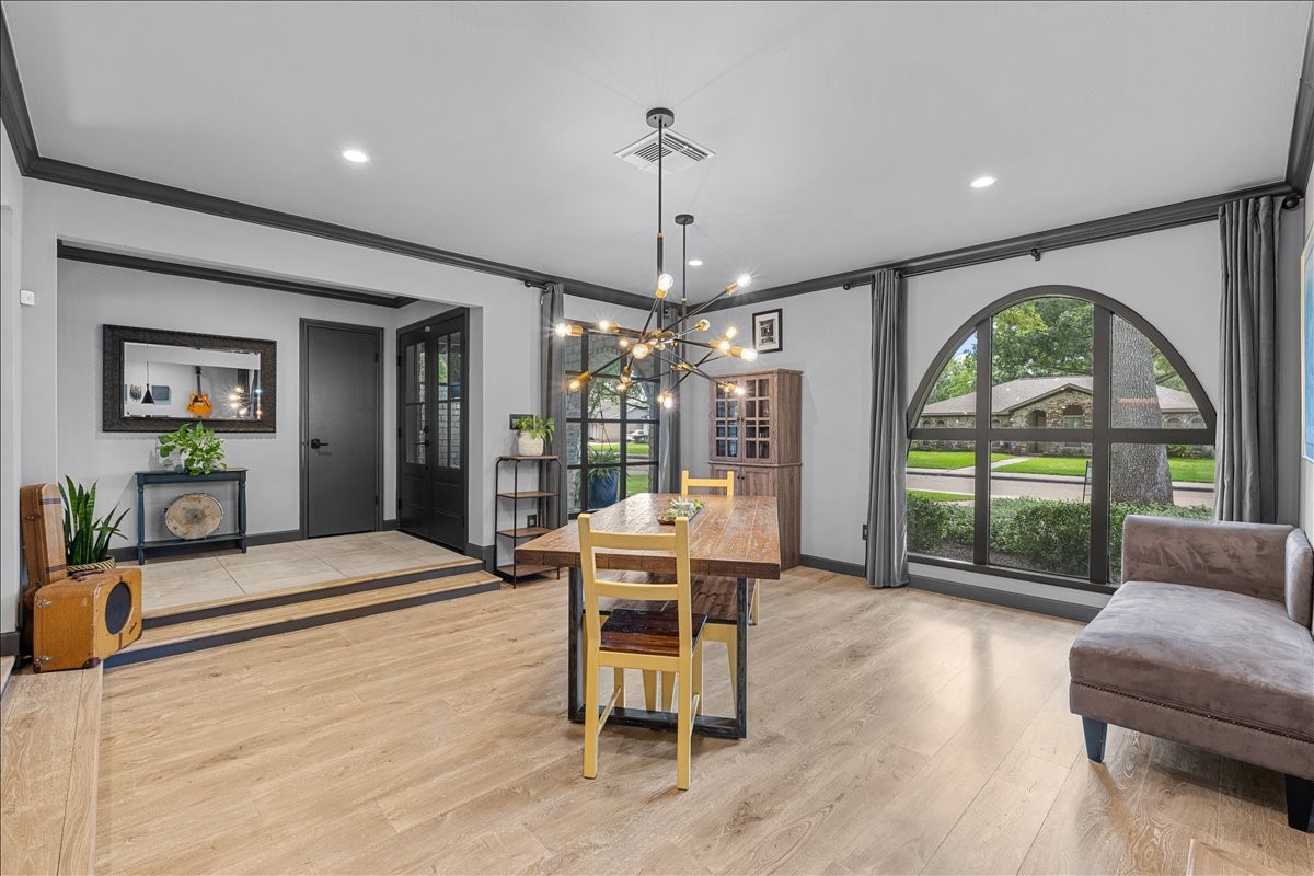 1630 Bowline Road Houston, TX 77062 - Photo 6 of 46
