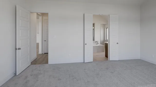 $624,900 | 265 Post Oak, Castroville, TX 78009