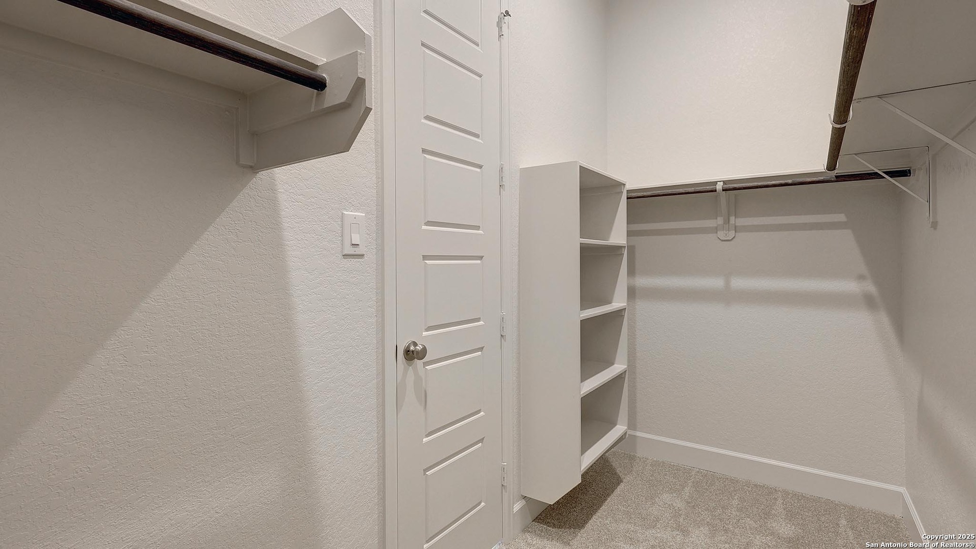 265 Post Oak Castroville, TX 78009 - Photo 23 of 39