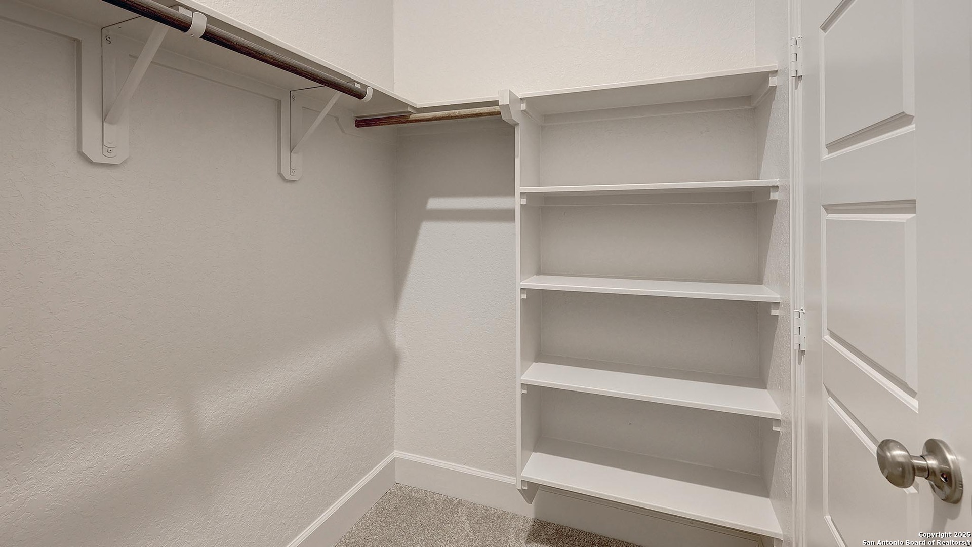 265 Post Oak Castroville, TX 78009 - Photo 24 of 39