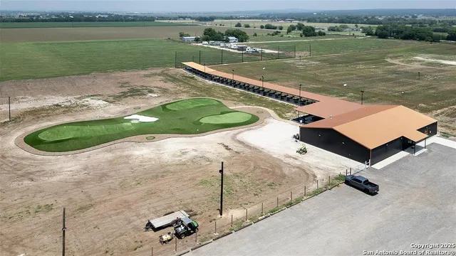 $624,900 | 265 Post Oak, Castroville, TX 78009