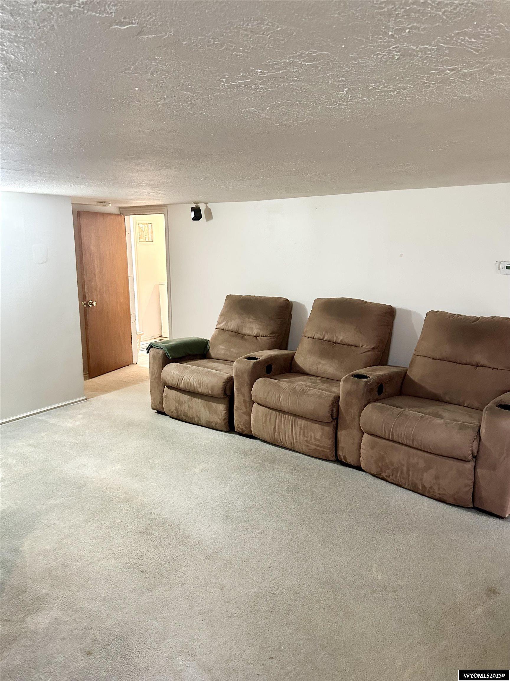 618 Emerald Street Kemmerer, WY 83101 - Photo 23 of 34