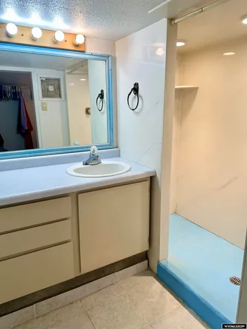 $195,000 | 618 Emerald Street, Kemmerer, WY 83101