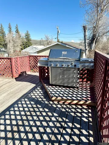 $195,000 | 618 Emerald Street, Kemmerer, WY 83101