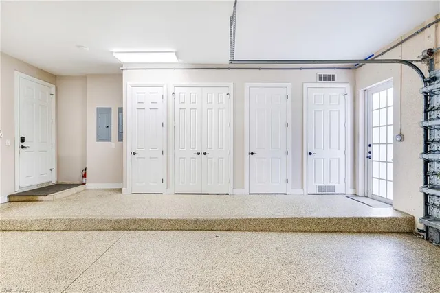 a view of entryway and hall