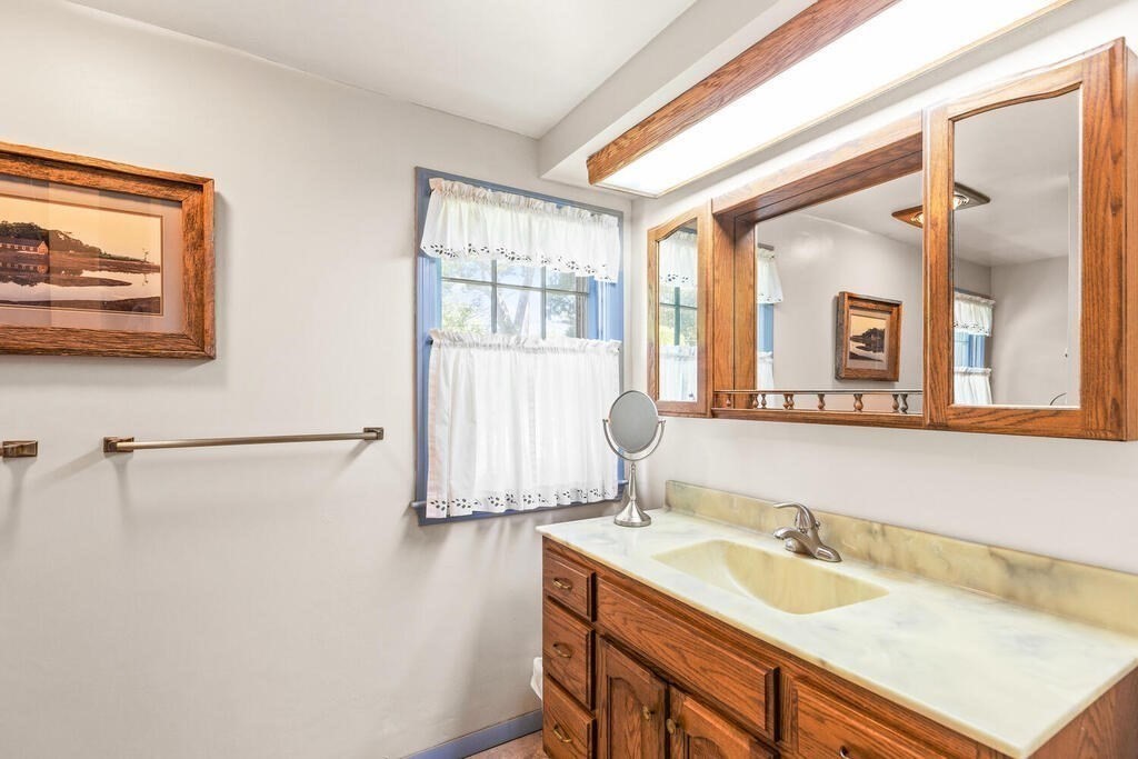 8 Elena Road Lexington, MA 02421 - Photo 23 of 35