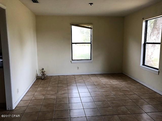 5691 Klondike Road Bascom, FL 32423 - Photo 6 of 19