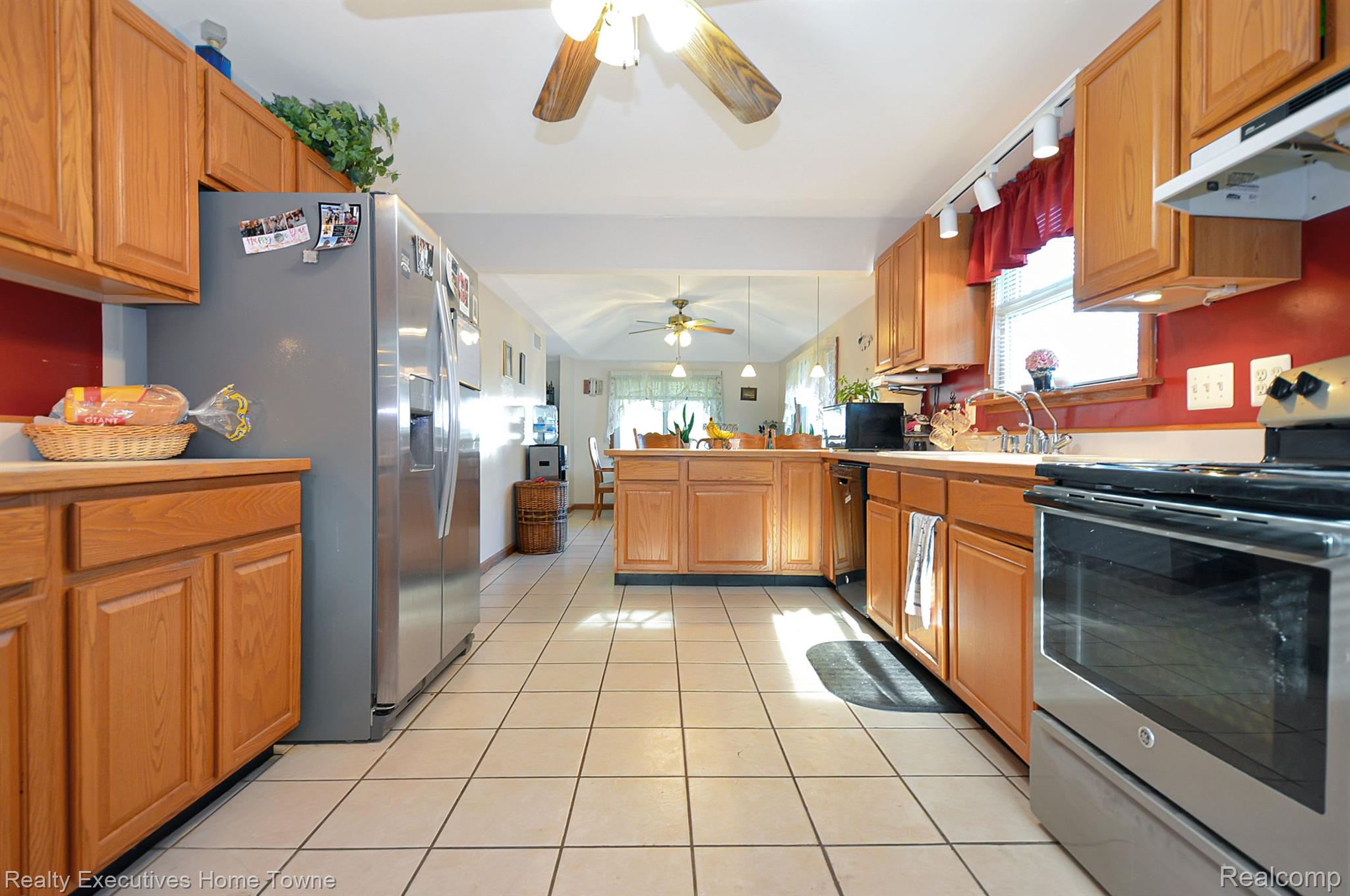 2500 Longview Avenue Rochester, MI 48307 - Photo 14 of 52 Gallery Image 14