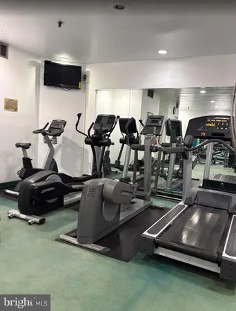 $2,150 | 6300 Stevenson Avenue, Unit 214, Alexandria, VA 22304