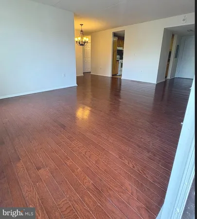 $2,150 | 6300 Stevenson Avenue, Unit 214, Alexandria, VA 22304