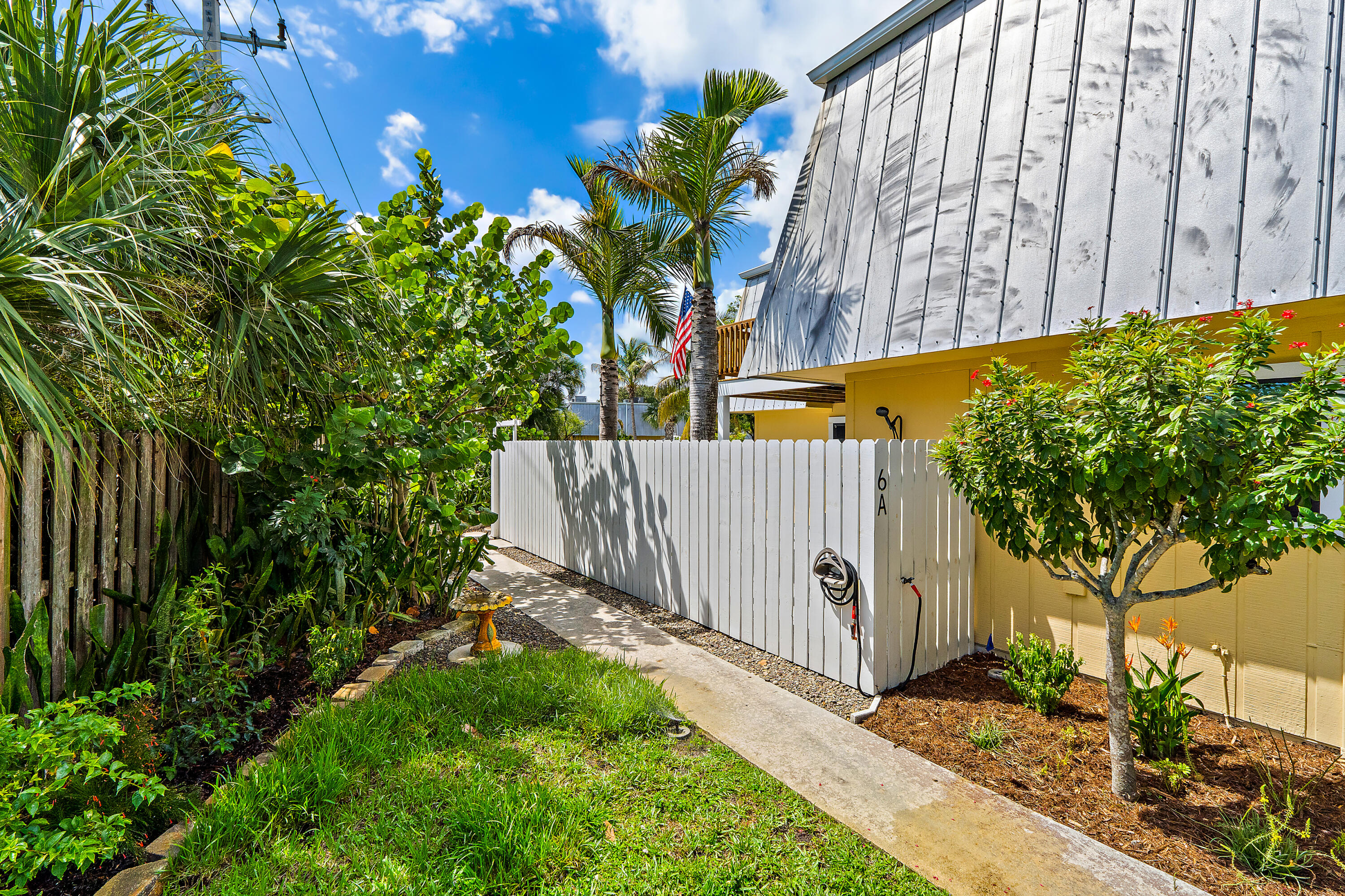 141 East Riverside Drive, Unit 6A Jupiter, FL 33469 - Photo 31 of 41 022-141ERiversideDr-A6-Jupiter-FULL