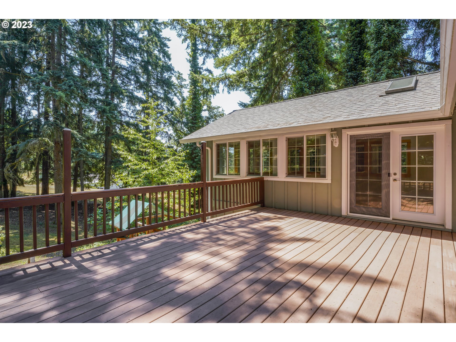 32586 Howard Loop Cottage Grove, OR 97424 - Photo 13 of 39 Gallery Image 13