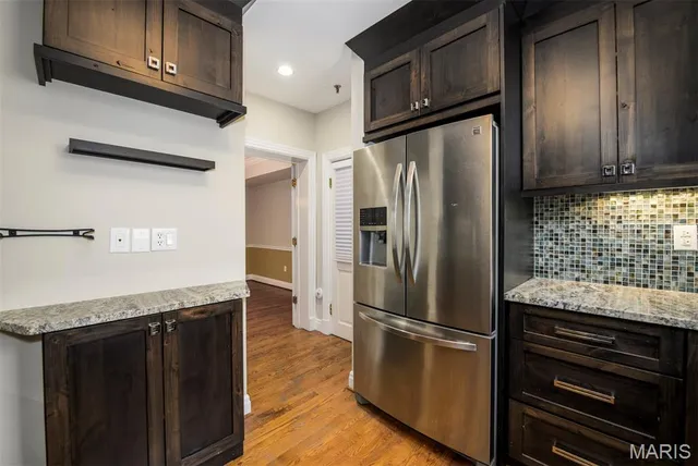 $2,895 | 7331 Forsyth Boulevard, Unit 1E, University City, MO 63105