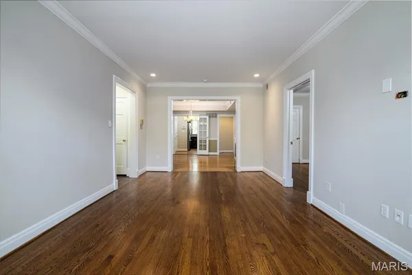 $2,895 | 7331 Forsyth Boulevard, Unit 1E, University City, MO 63105