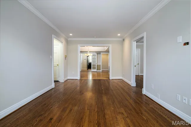 $2,895 | 7331 Forsyth Boulevard, Unit 1E, University City, MO 63105