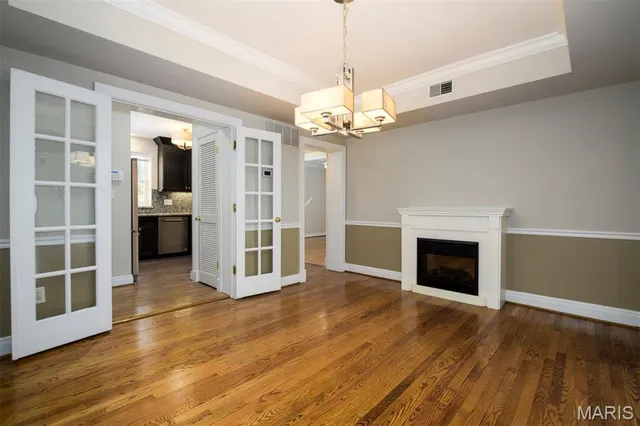 $2,895 | 7331 Forsyth Boulevard, Unit 1E, University City, MO 63105