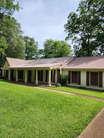 $255,000 | 1446 Ridge Road, Yazoo City, MS 39194