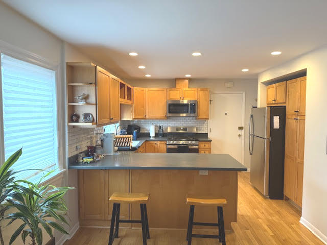 556 Barton Avenue Evanston, IL 60202 - Photo 23 of 43