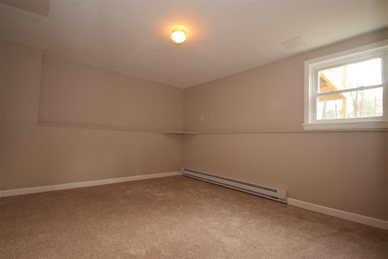 4 Desforge Lane Derry, NH 03038 - Photo 29 of 35 Gallery Image 29