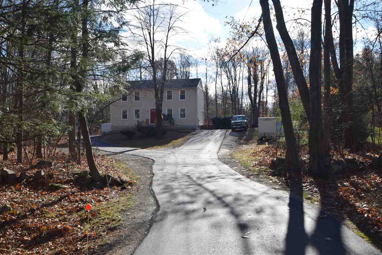4 Desforge Lane Derry, NH 03038 - Photo 6 of 35 Gallery Image 6