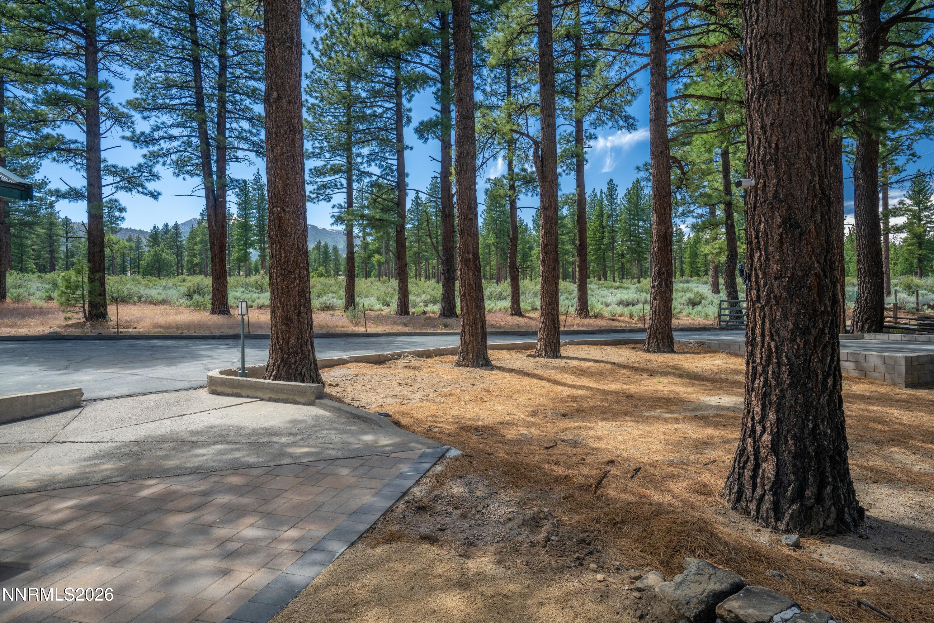 16370 Callahan Road Reno, NV 89511 - Photo 2 of 47 Entrance