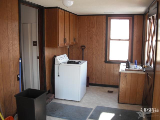 717 Mercer Avenue Decatur, IN 46733 - Photo 3 of 13