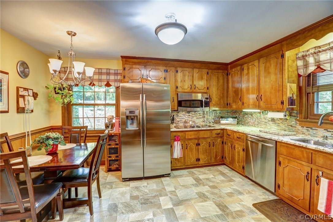 224 South Arch Road North Chesterfield, VA 23236 - Photo 4 of 43 I can smell the eggs and sizzling bacon on a weeke
