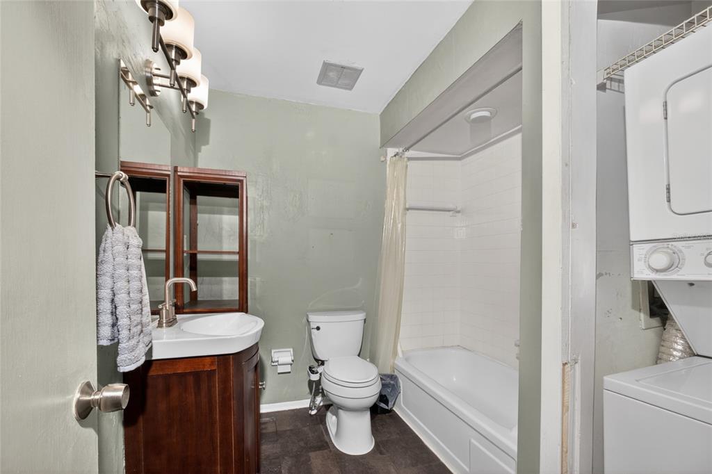 1935 South Conway Road, Unit L5 Orlando, FL 32812 - Photo 16 of 19