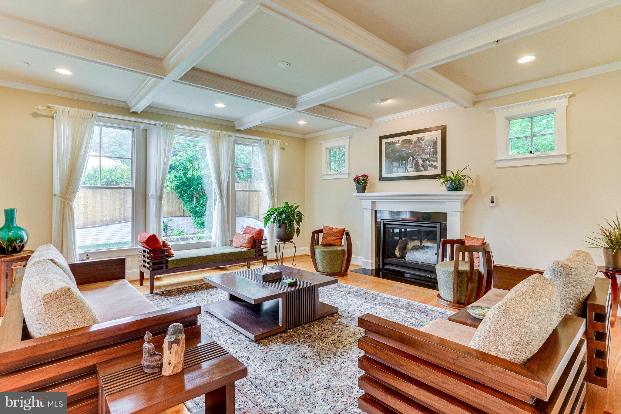 6109 Kirby Road Bethesda, MD 20817 - Photo 27 of 64 Family room