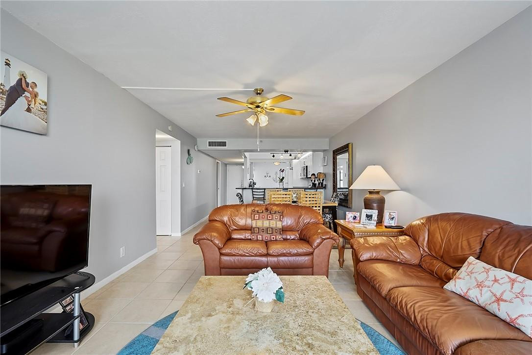21 Royal Palm Way, Unit 502 Boca Raton, FL 33432 - Photo 12 of 28 Photo 12