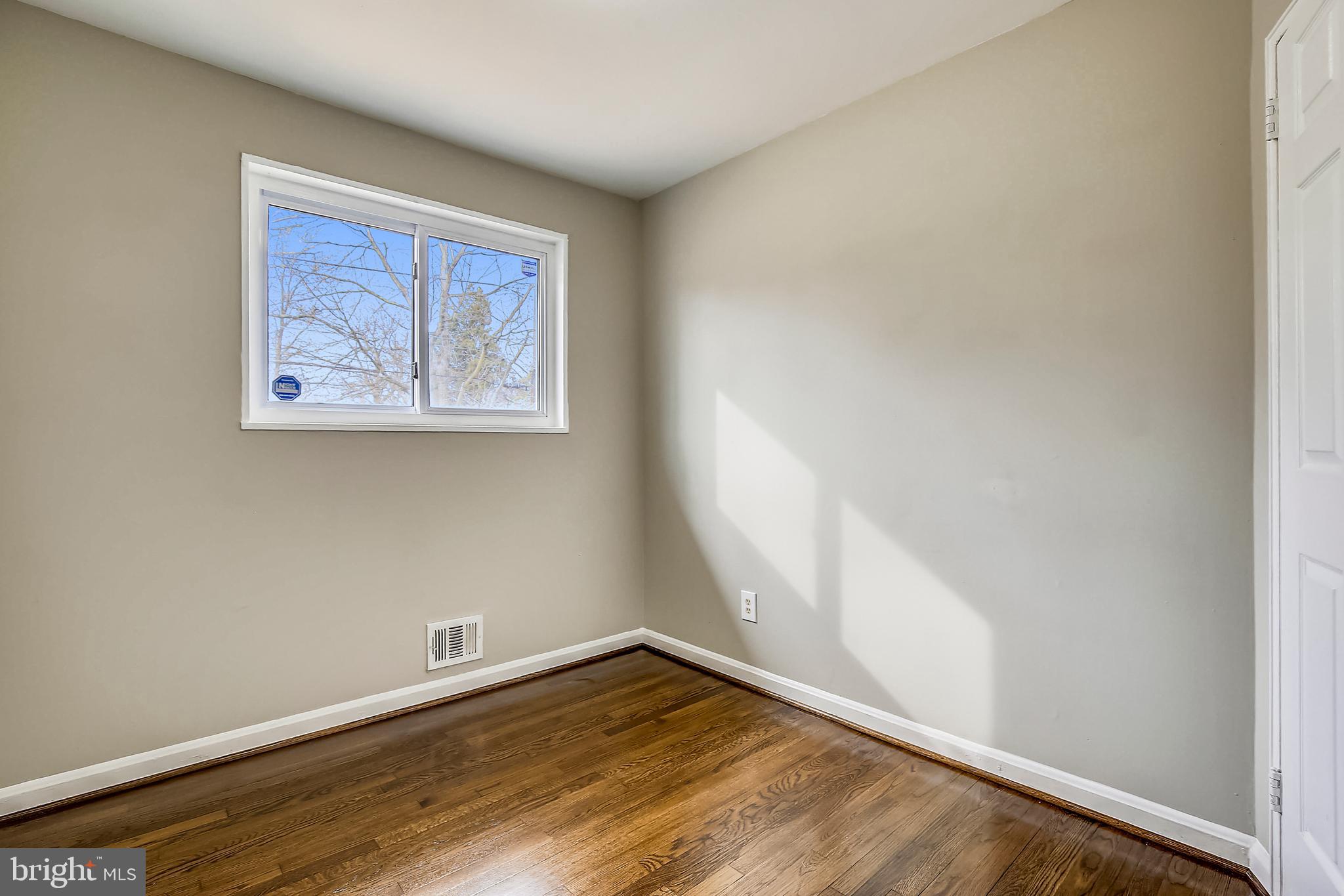 13013 Estelle Road Silver Spring, MD 20906 - Photo 18 of 31 Gallery Image 18