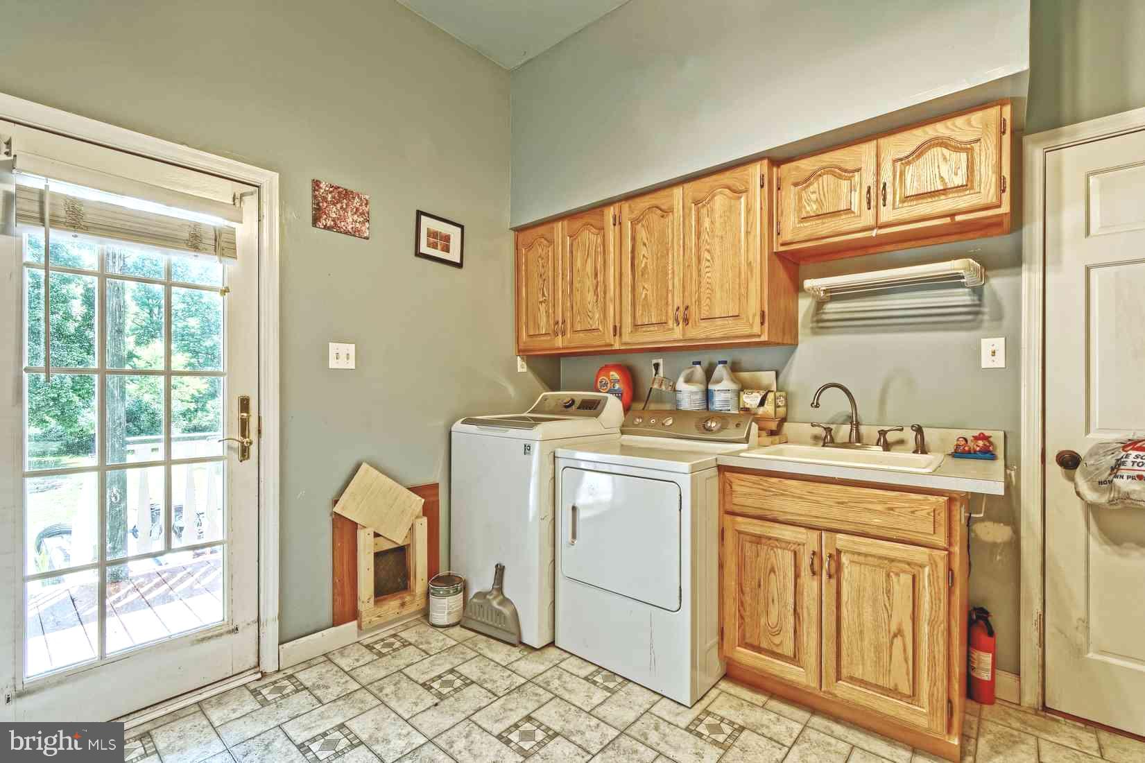 86 Groff Road Monroeville, NJ 08343 - Photo 24 of 37 Mudroom/Laundry