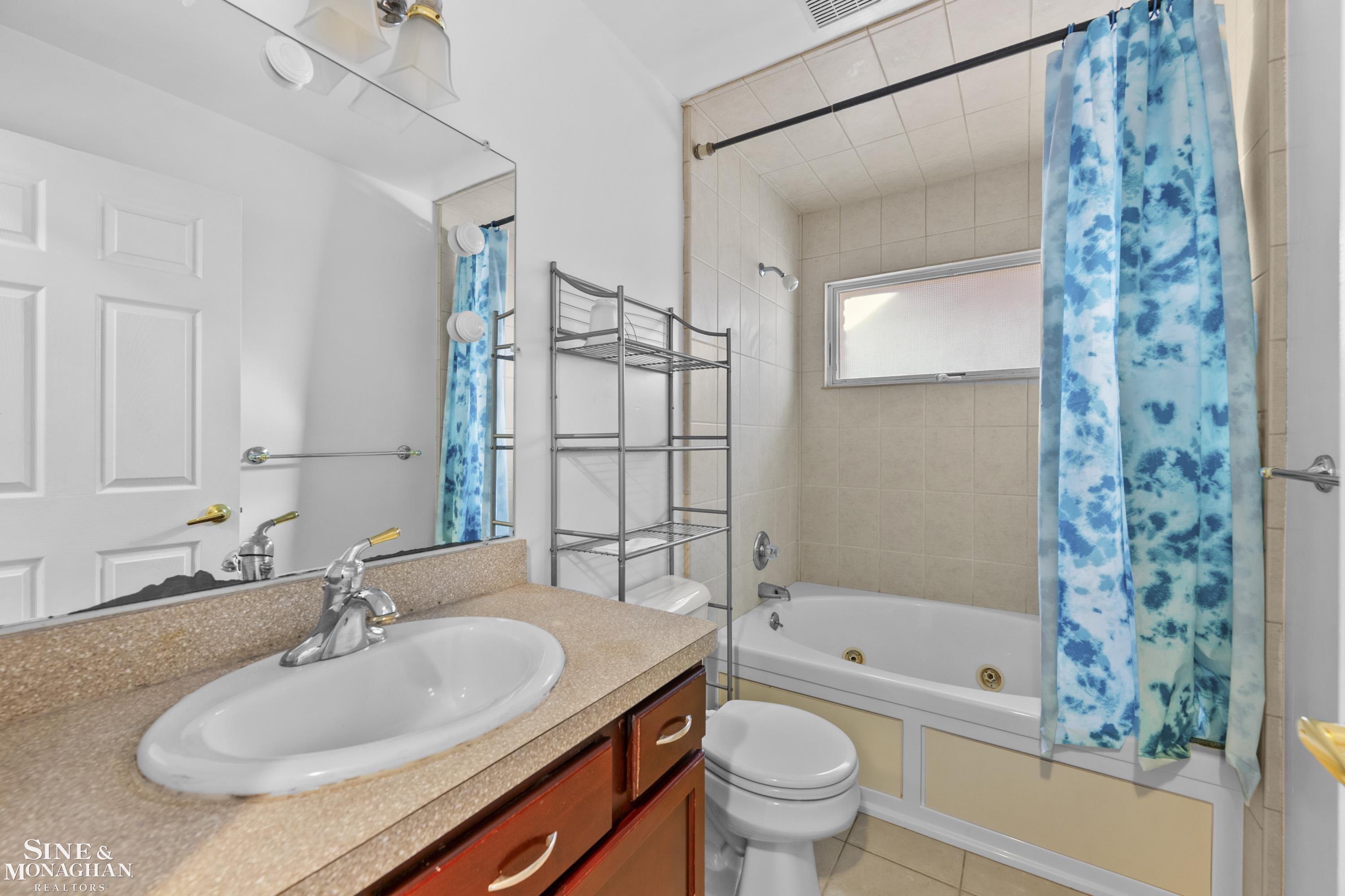 904 Trombley Road Grosse Pointe, MI 48230 - Photo 17 of 27
