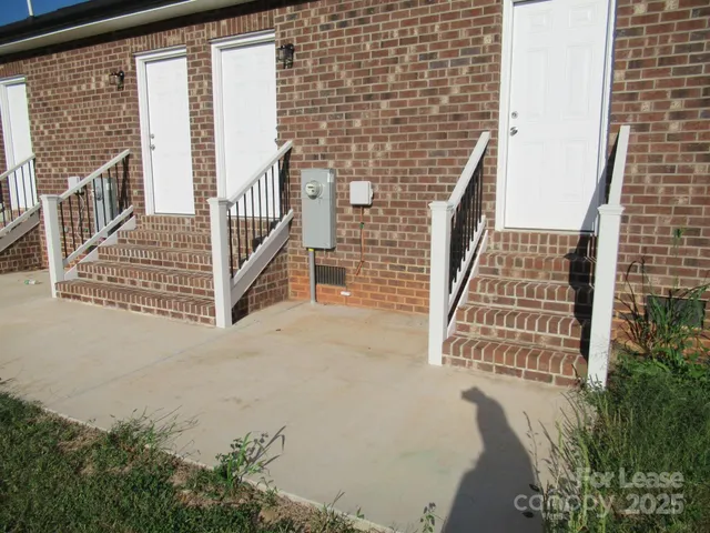 $1,300 | 419 Northbrook III School Road, Vale, NC 28168