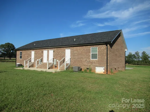 $1,300 | 419 Northbrook III School Road, Vale, NC 28168