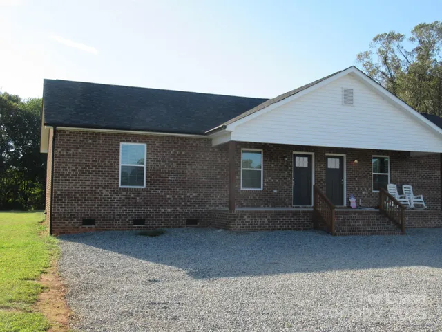 $1,300 | 419 Northbrook III School Road, Vale, NC 28168