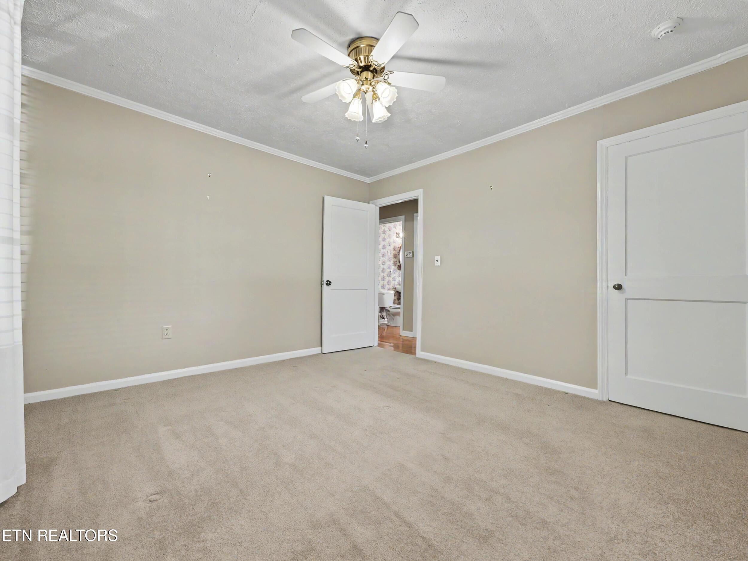 281 Lindsay Street Alcoa, TN 37701 - Photo 18 of 25 16_img_4891