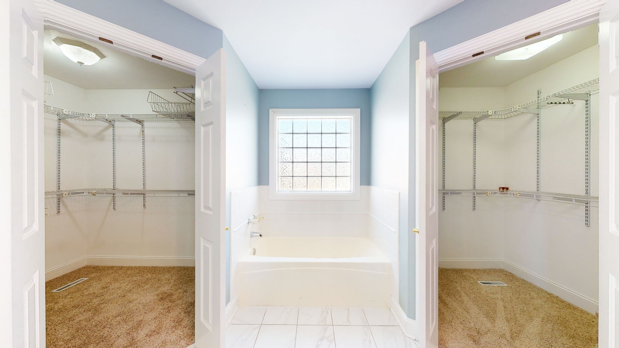 3086 South Rutland Road Mount Juliet, TN 37122 - Photo 31 of 69 a bathroom with a tub shower and a sink