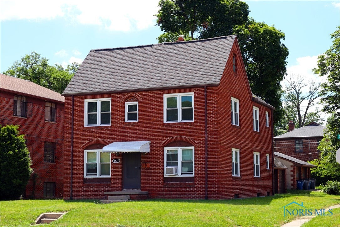 3437 Douglas Road Toledo, OH 43606 - Photo 1 of 27 Gallery Image 1