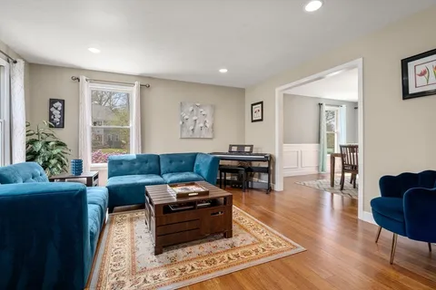 $1,270,000 | 16 Heather Lane, Southborough, MA 01772